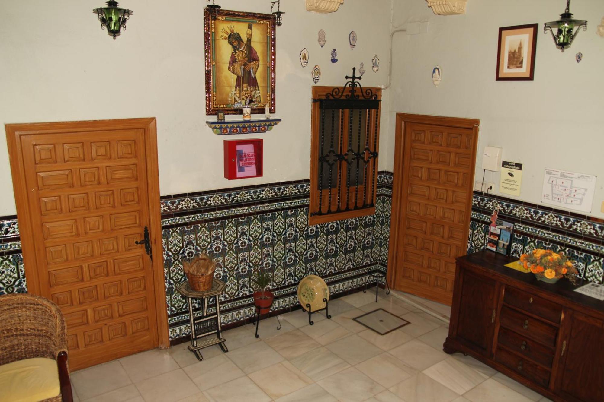 Pension Catedral Sewilla Zewnętrze zdjęcie