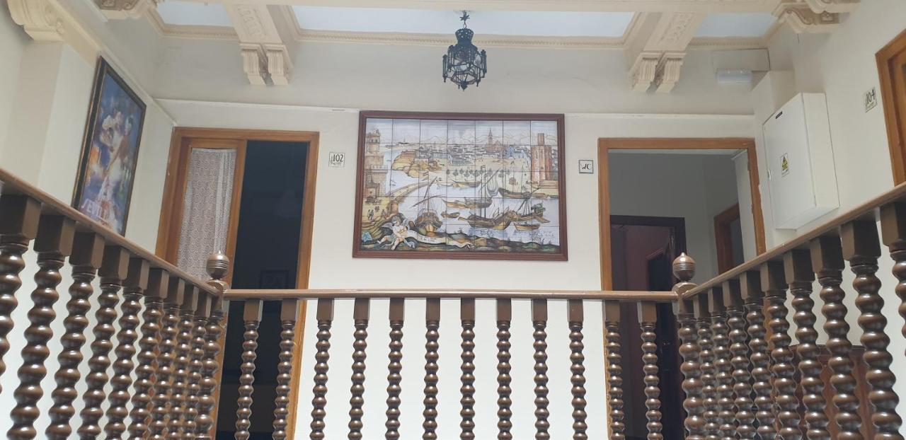 Pension Catedral Sewilla Zewnętrze zdjęcie