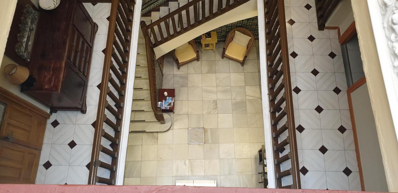 Pension Catedral Sewilla Zewnętrze zdjęcie
